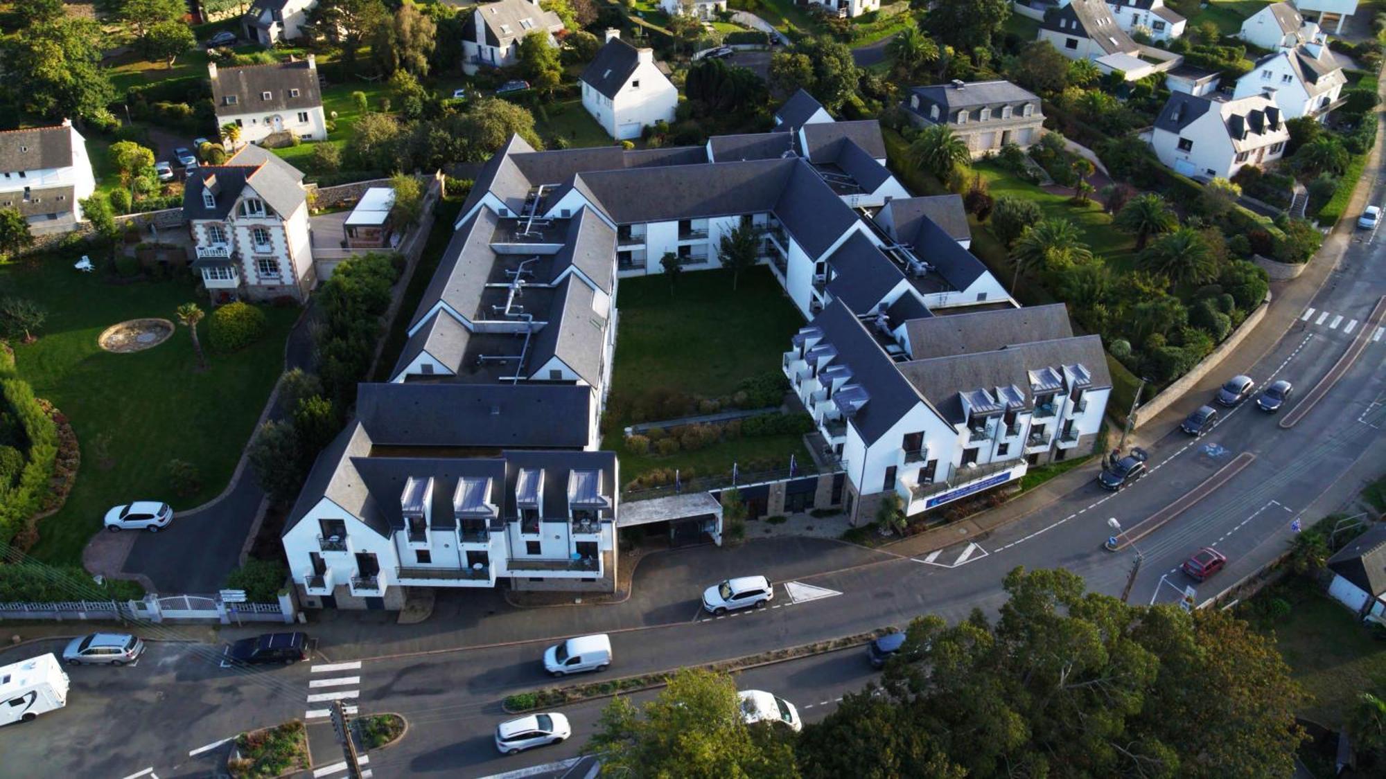 Aparthotel Goelia Les 7 Iles Perros-Guirec Exterior foto