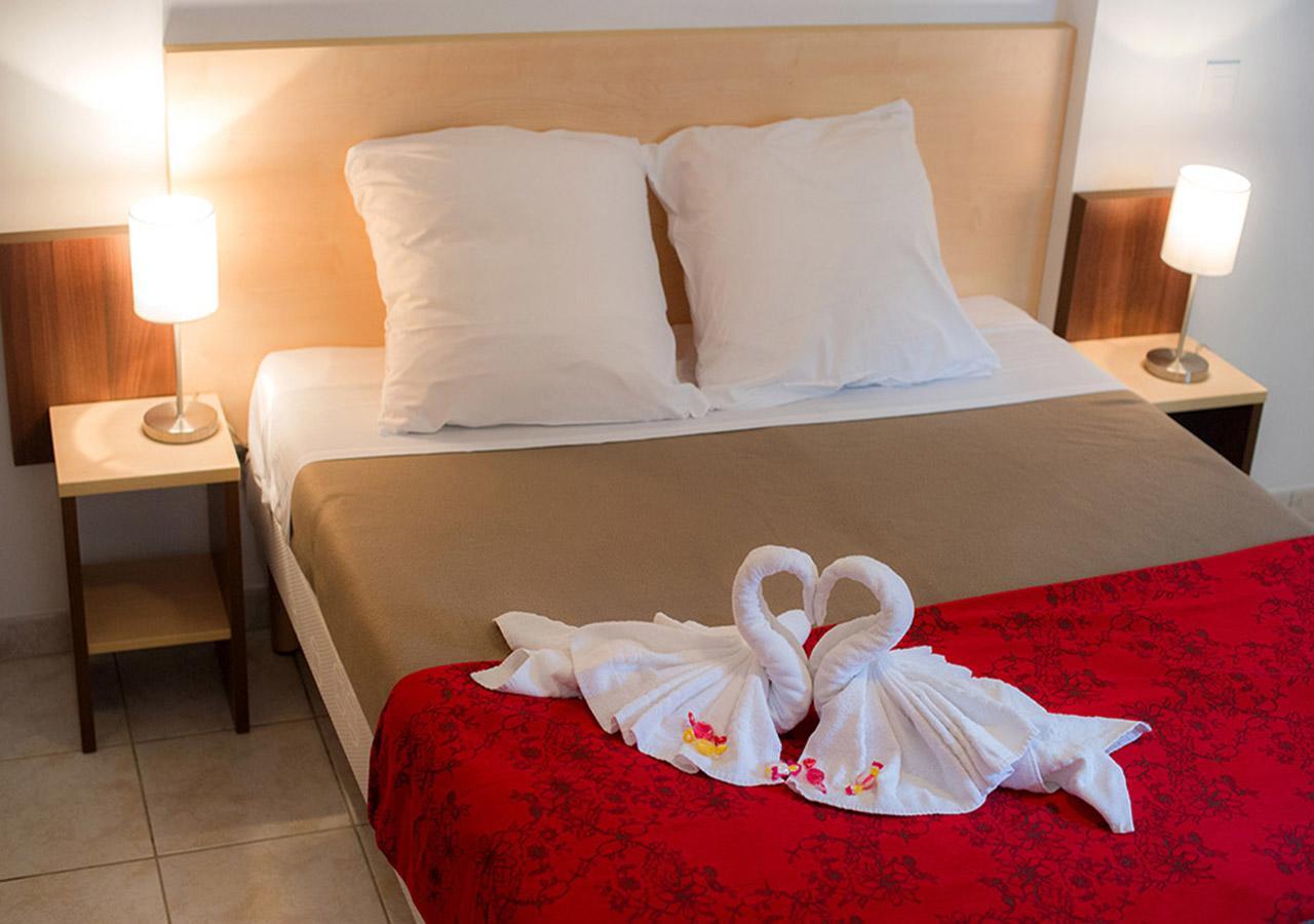 Aparthotel Goelia Les 7 Iles Perros-Guirec Exterior foto